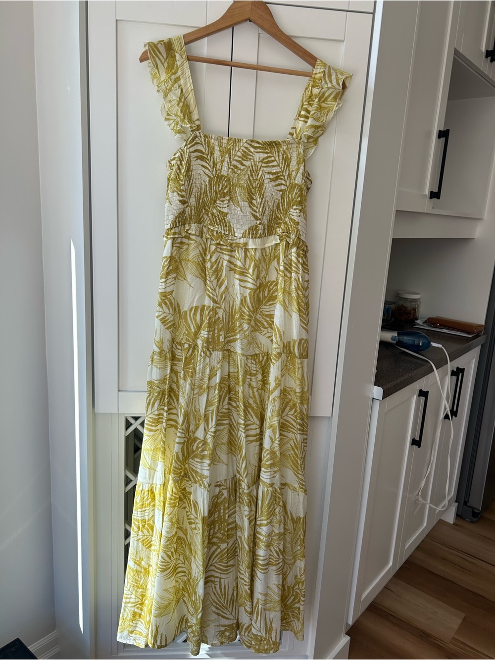 Nanette Lepore Women’s Size 12 Smocked Hawaiian Ruffled Frilly Maxi Dress Lined